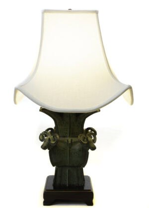 Four rams bronze lamp